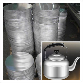 中国 回転の非棒の調理器具のアルミニウム円 1050 台所製品および鍋のための 1060 1100 3003 サプライヤー